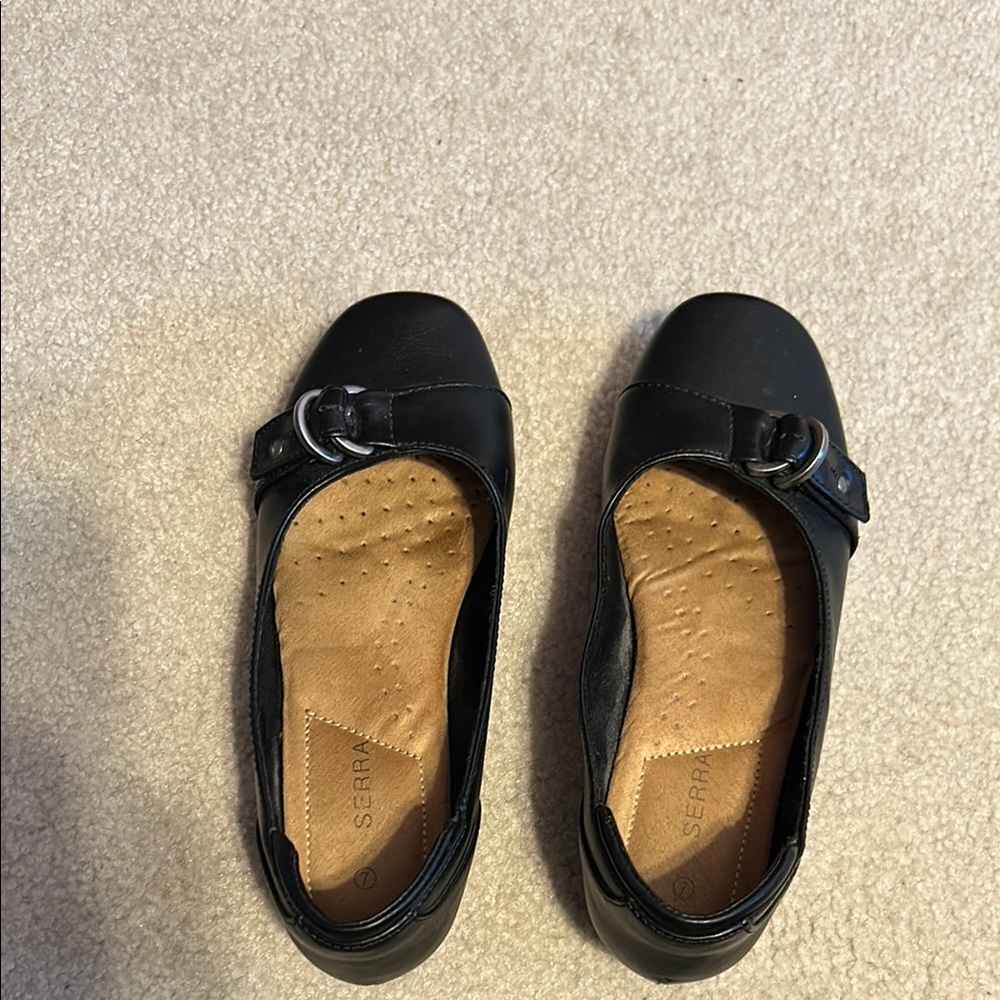 Women’s shoes